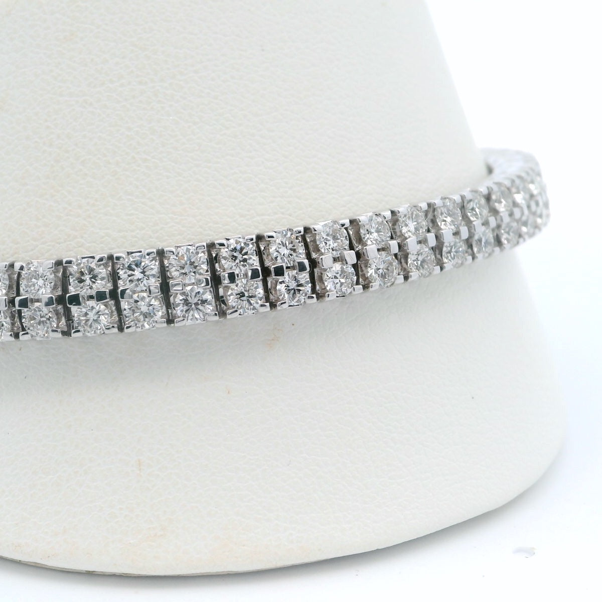 Elegant Natural Diamond Tennis Bracelet
