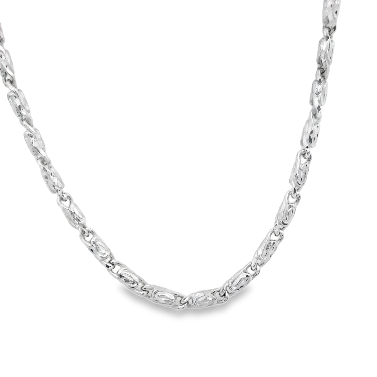 Elegant white gold Raso Chain