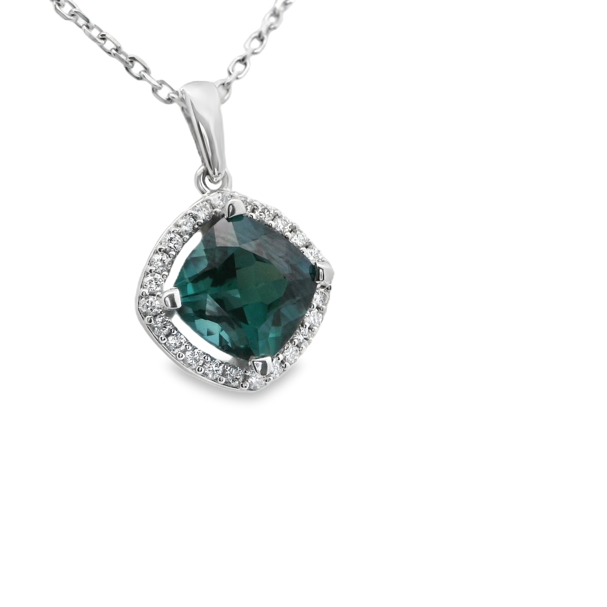 Elegant LG Alexandrite.