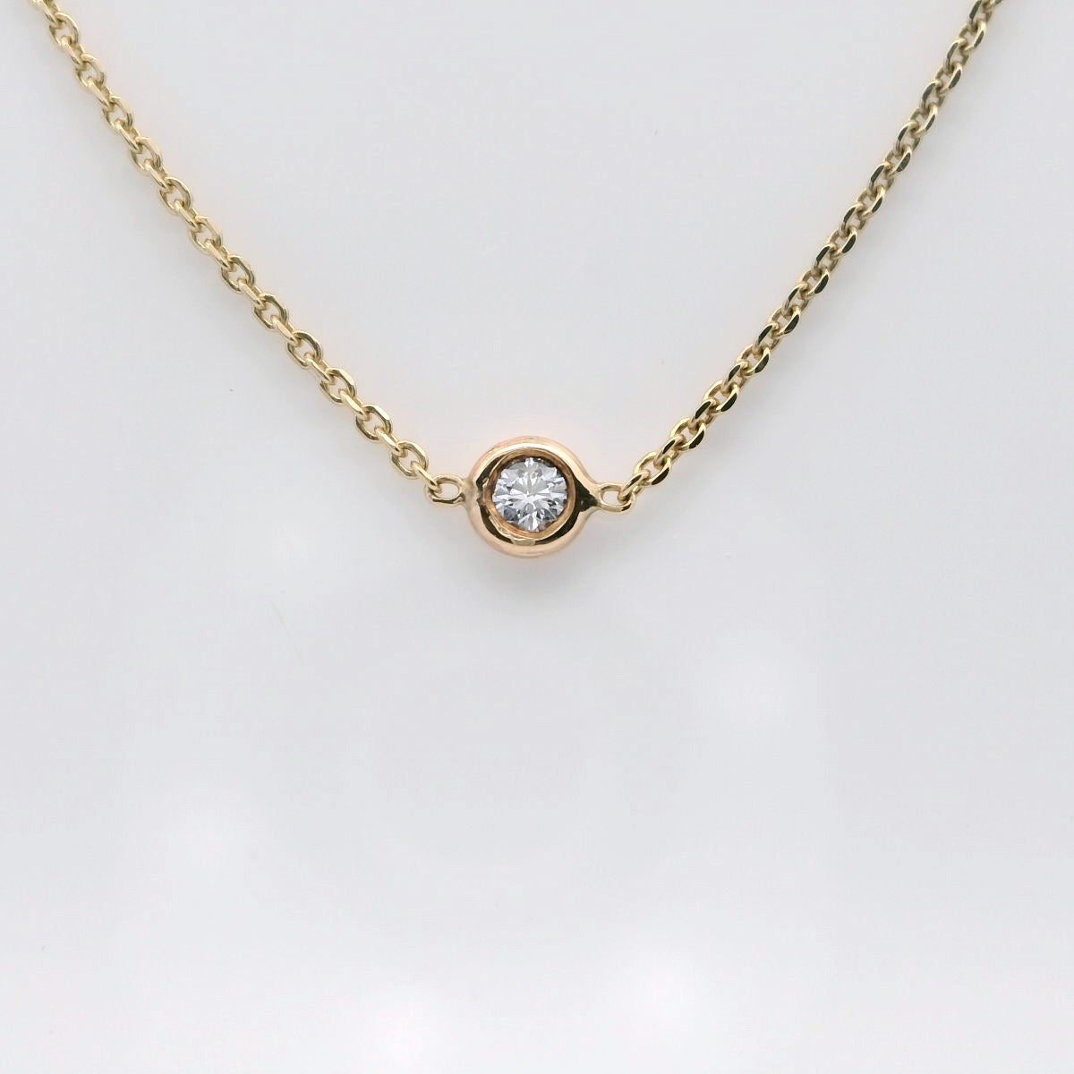 Elegant Yellow Gold Station Lab Diamonds