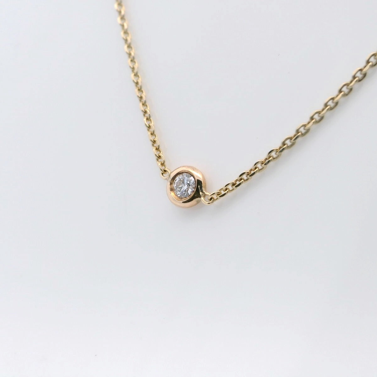 Elegant Yellow Gold Station Lab Diamonds