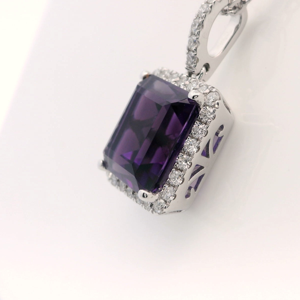Elegant Genuine Amethyst & Natural Diamond Pendant