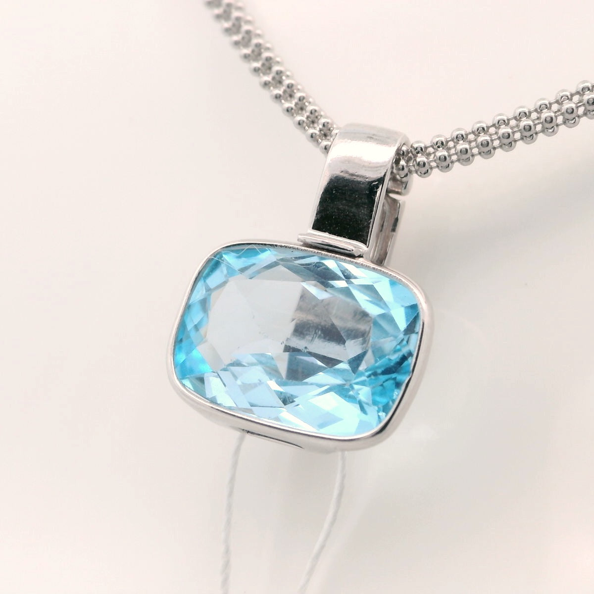 Elegant Blue Topaz Pendant