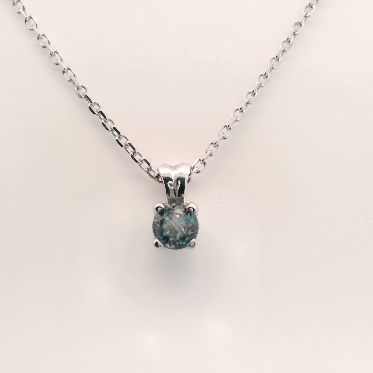 Beautiful LG Alexandrite Pendant