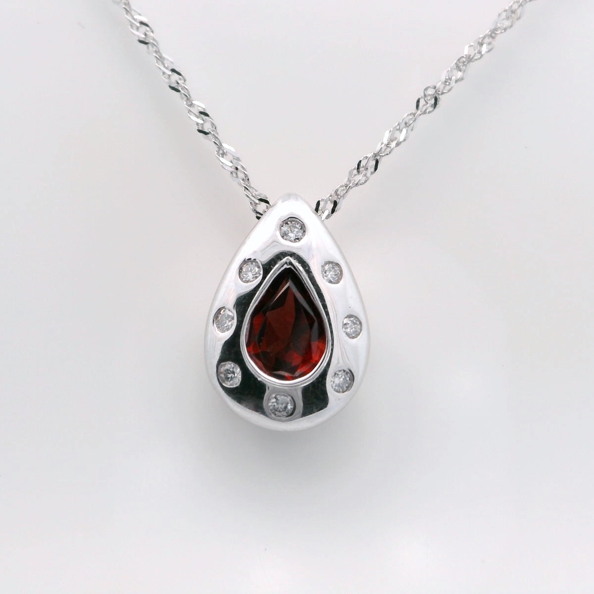 Elegant 14kt white gold Pear Shape Citrine pendant.