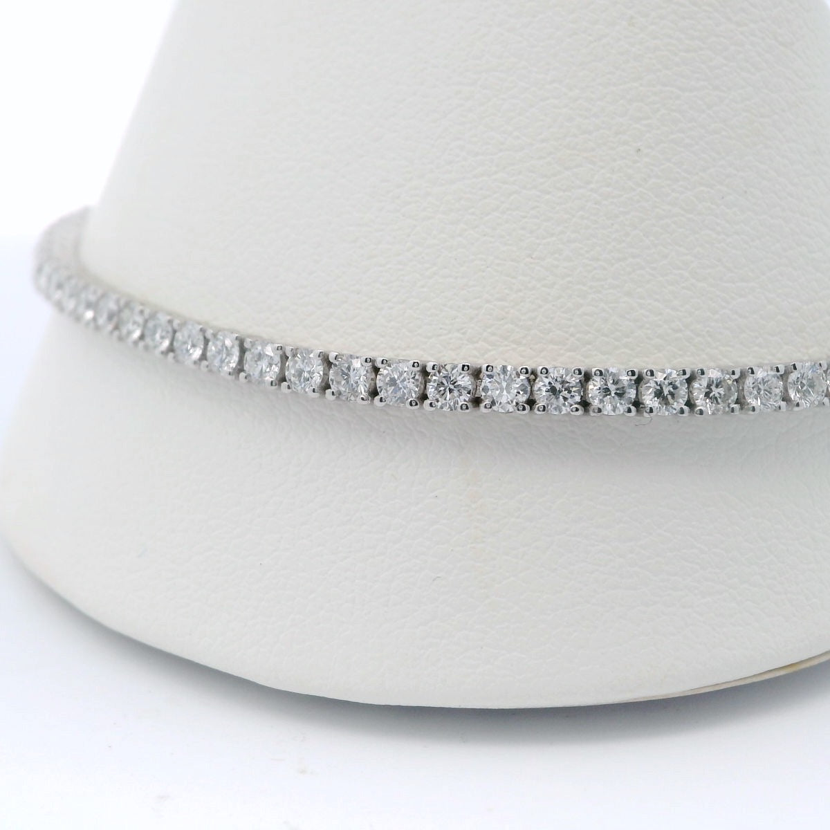 Elegant Diamond Tennis Bracelet