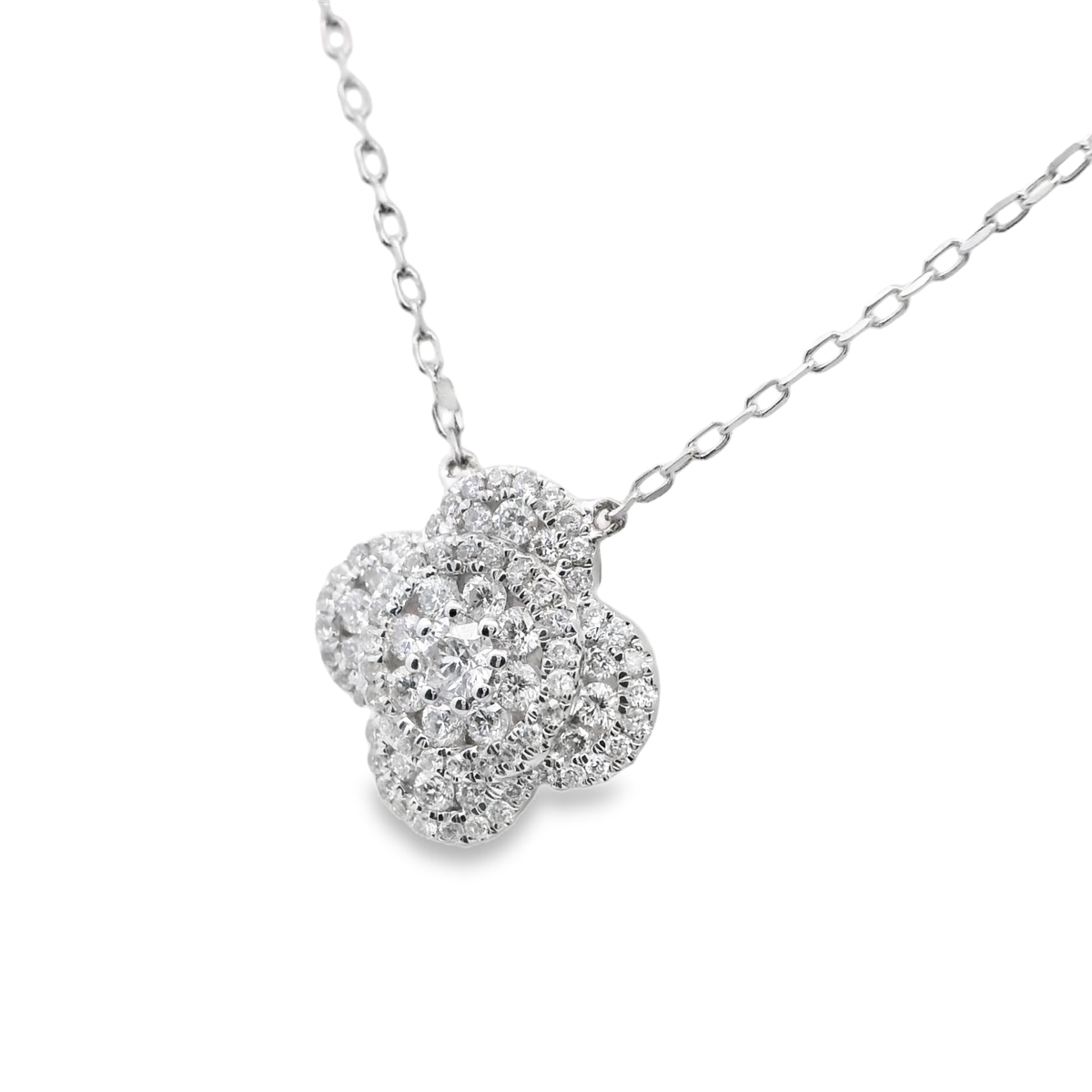 Elegant Floral Pendant Necklace