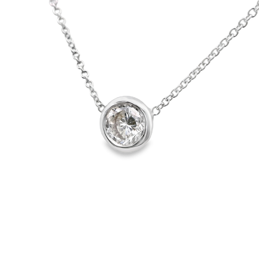 Elegant Diamond Solitare Necklace