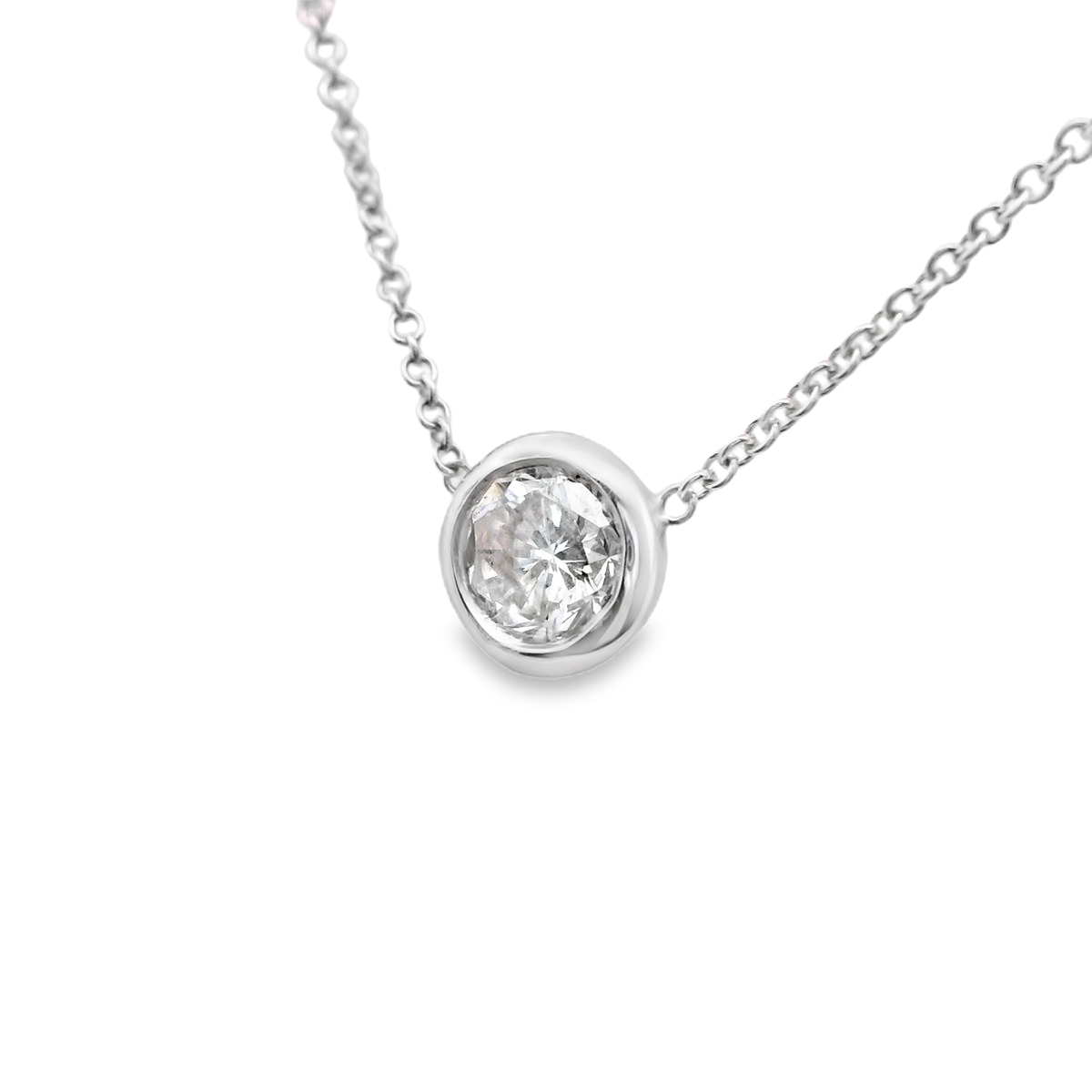 Elegant Diamond Solitare Necklace