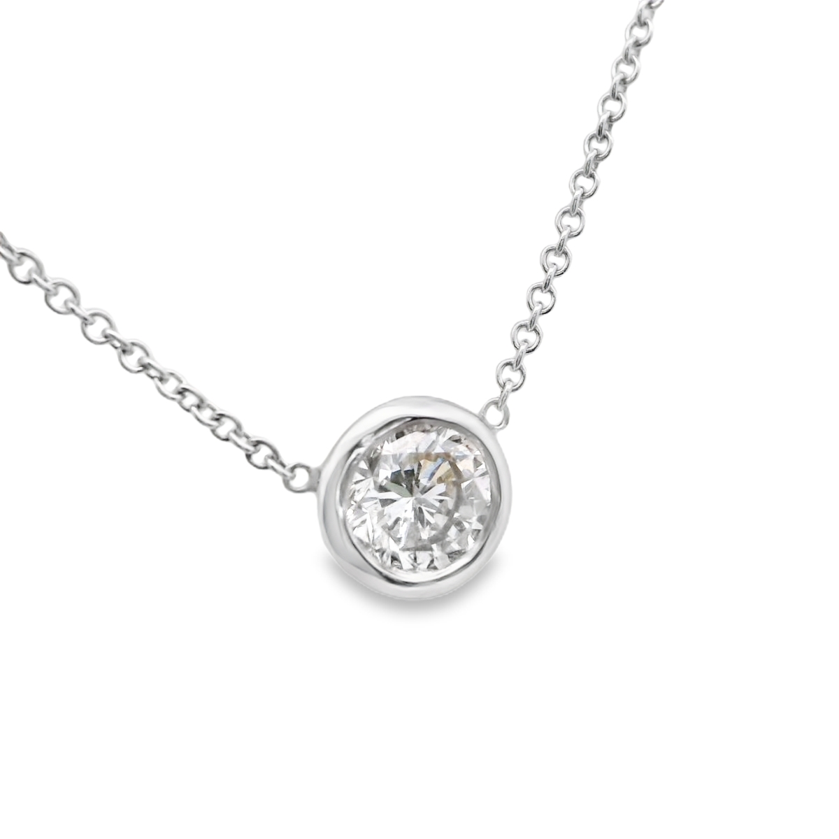 Elegant Diamond Solitare Necklace