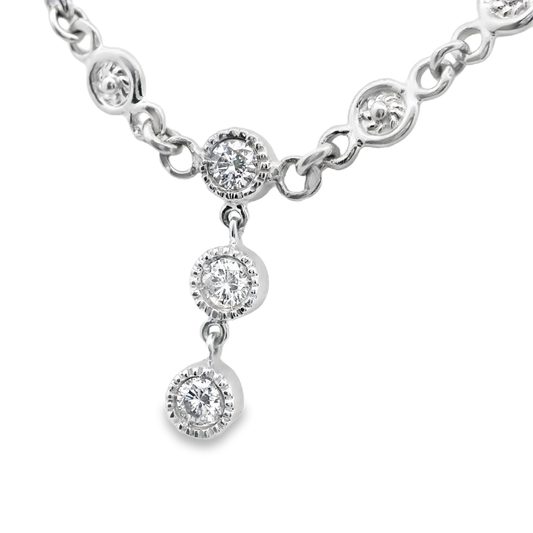Elegant 14kt white gold  Necklace with three diamonds bezel set