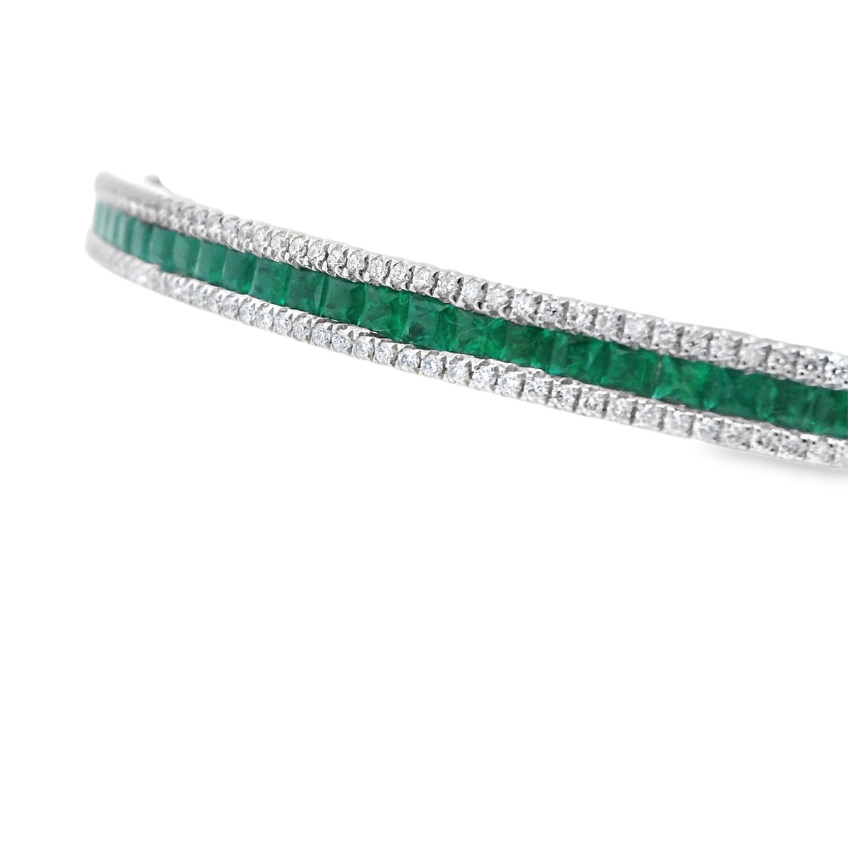 Elegant Emerald and Diamond Bracelet