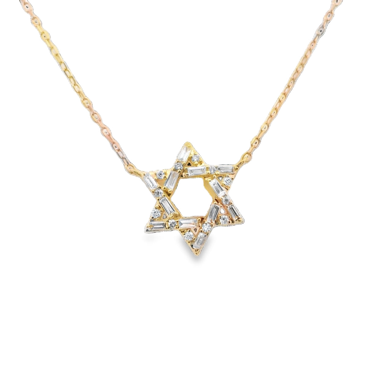 Elegant Star-Shaped Pendant Necklace