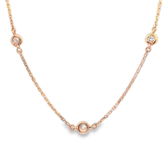 Elegant Gold Necklace with Diamonds