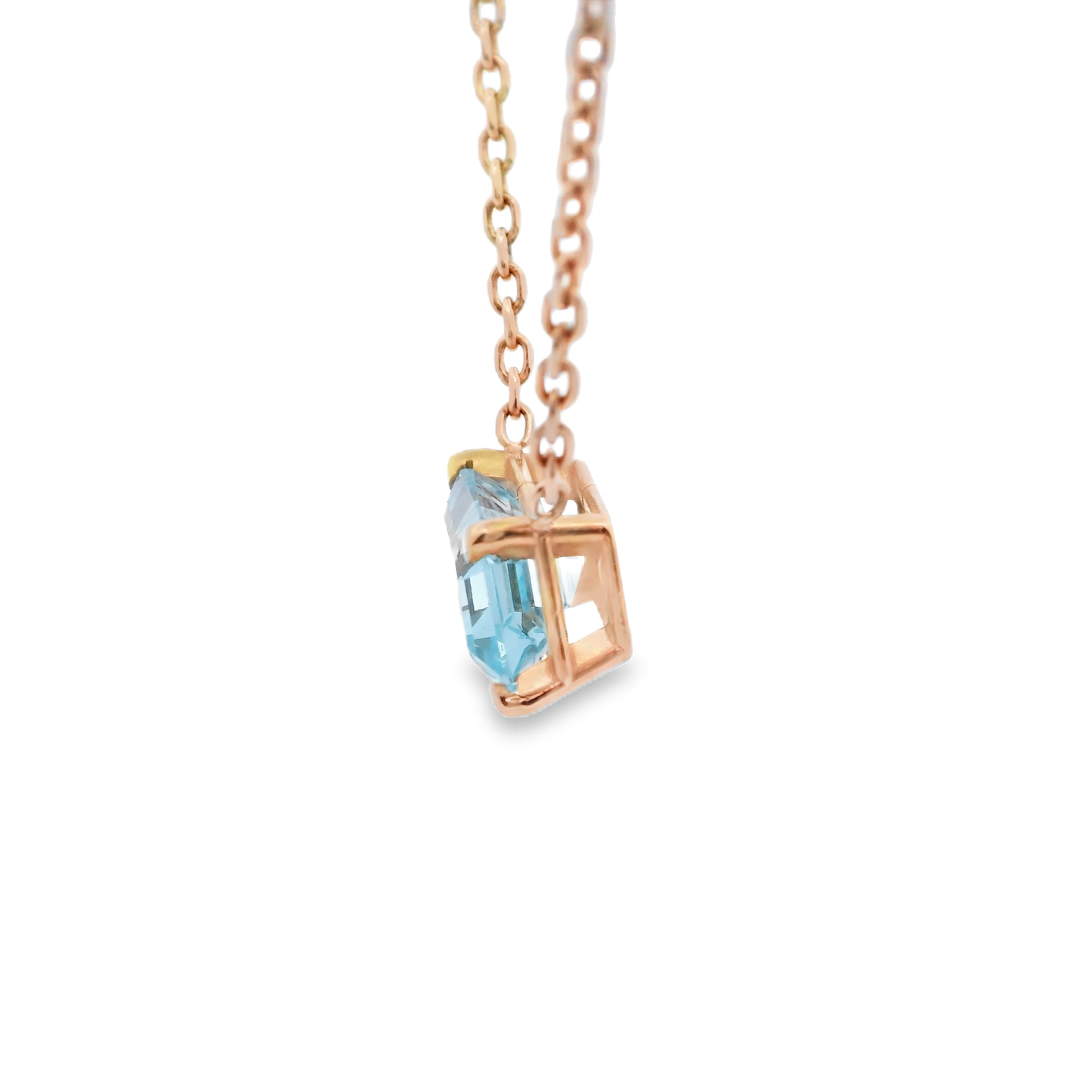 Gold Chain Necklace with Emerald Cut Aquamarine Gemstone