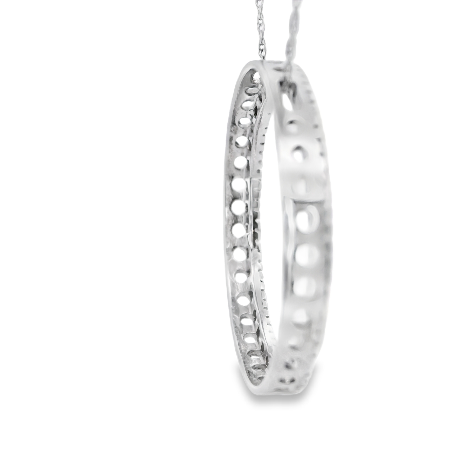 White Gold Round Diamond Circle Pendant