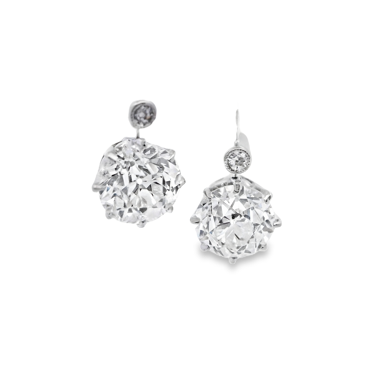 White Gold Dangle Necklace with Round European Cut Diamonds