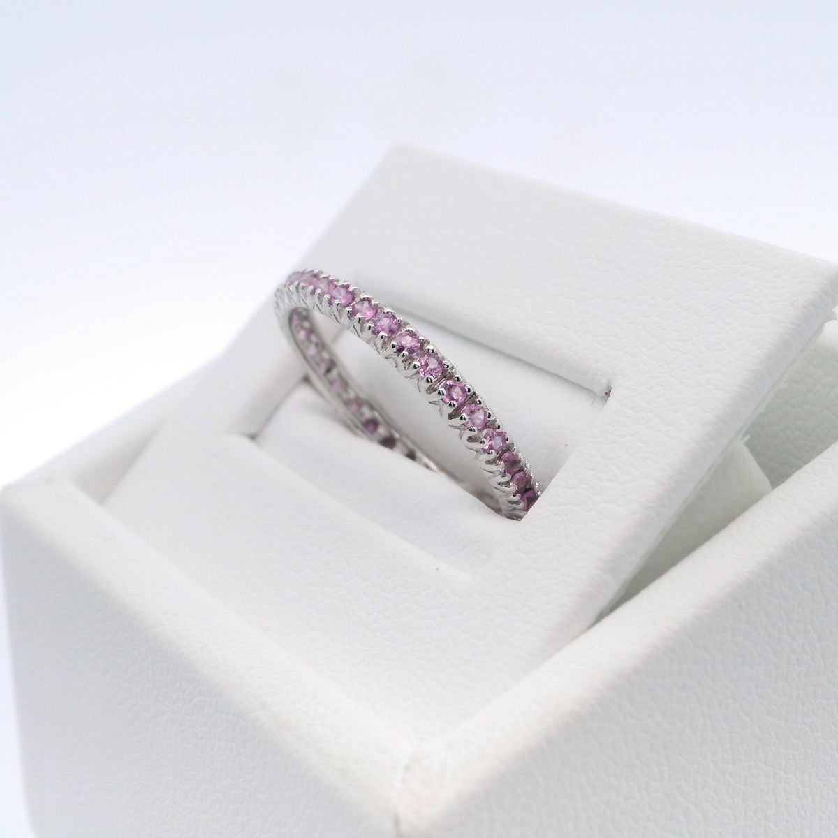 14kt White Gold Pink Sapphire Ring