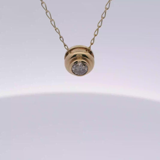 Yellow Gold Necklace with Round Brilliant Fancy Yellow Diamond Pendant